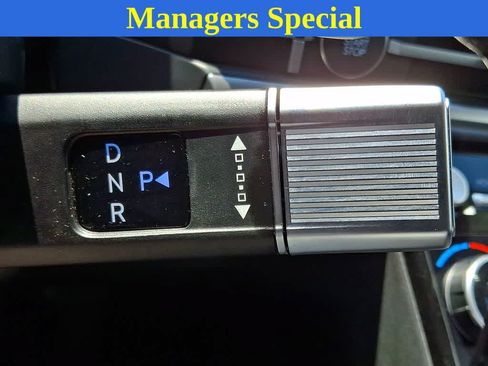 Used 2025 Hyundai Santa Fe SEL FWD image 14
