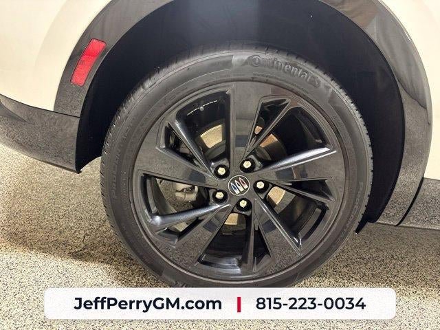 Used 2024 Buick Envision Sport Touring AWD/4WD image 33