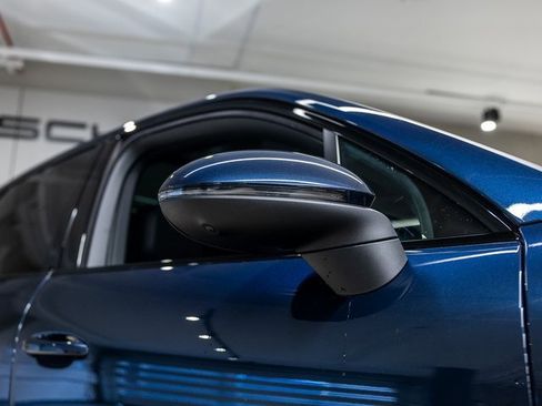 Certified 2025 Porsche Cayenne S image 18