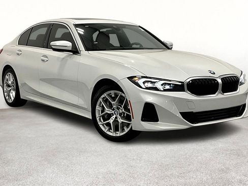 New 2025 BMW 330i Sedan image 1