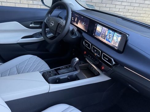 New 2026 Nissan Sentra SL image 13