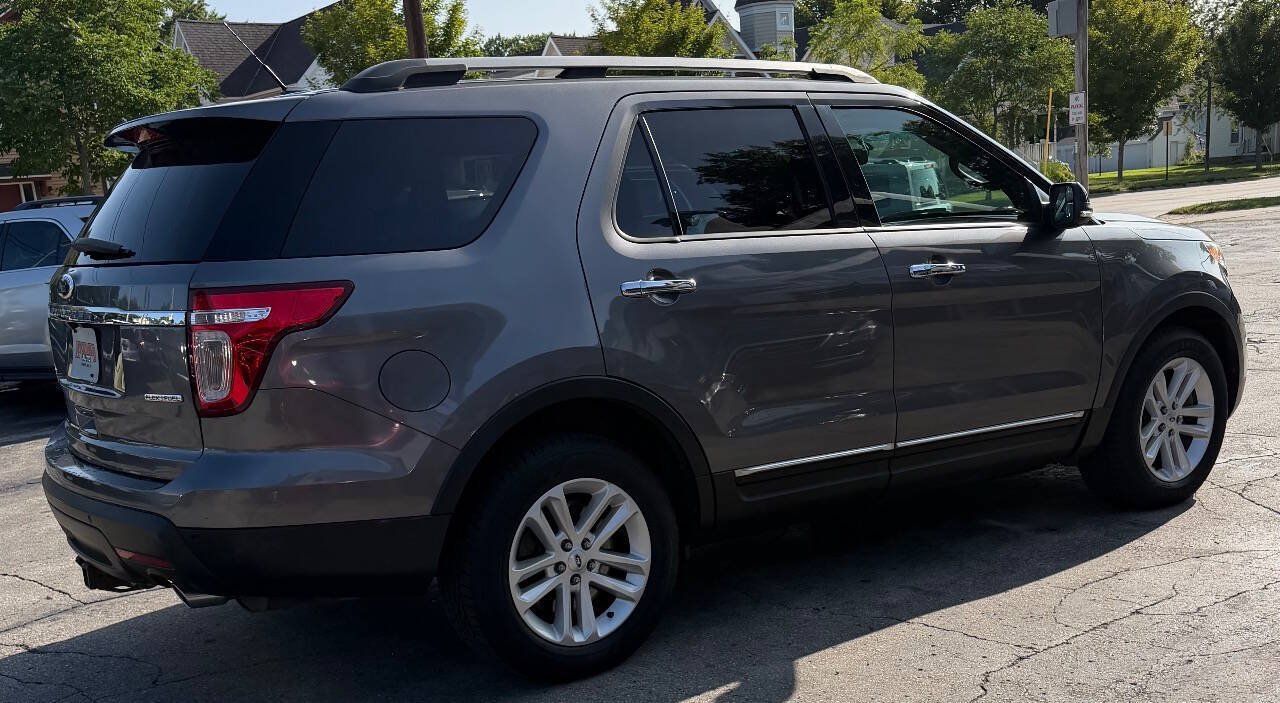 Used 2014 Ford Explorer XLT w/ Equipment Group 202A FWD image 9