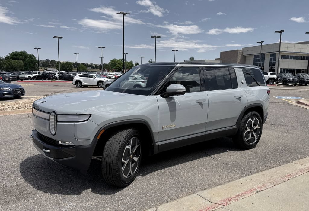 Used 2024 Rivian R1S Adventure Quad AWD/4WD image 4