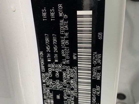 Used 2025 Toyota 4Runner SR5 image 32