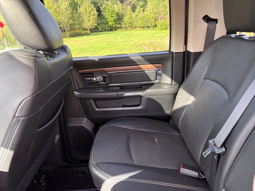 Used 2016 RAM 1500 Laramie w/ Convenience Group AWD/4WD image 49