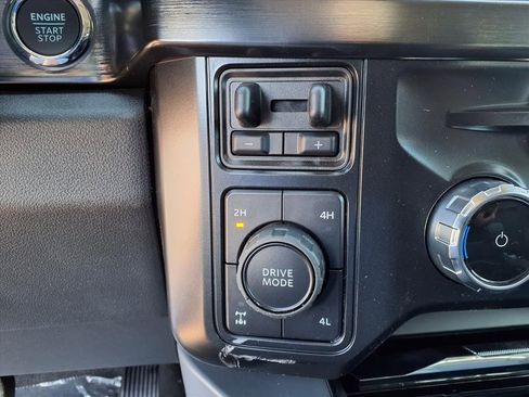 New 2026 Ford F250 Lariat w/ Lariat Premium Package image 19