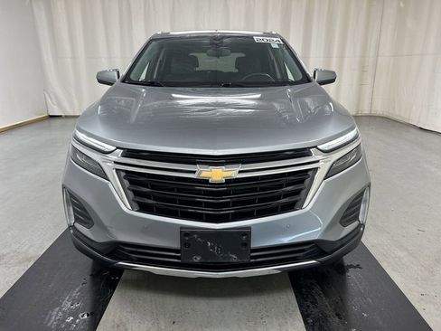 Used 2024 Chevrolet Equinox LT AWD/4WD image 3