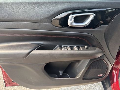 Used 2022 Jeep Compass Trailhawk w/ Sun and Sound Group image 10