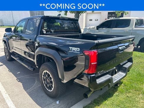 Certified 2024 Toyota Tacoma TRD Off-Road AWD/4WD image 5