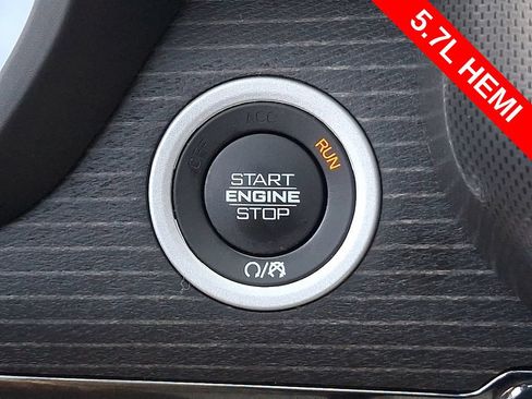 Used 2023 RAM 1500 Limited AWD/4WD image 25