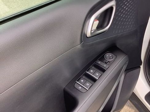 Used 2021 Kia Soul S FWD image 18