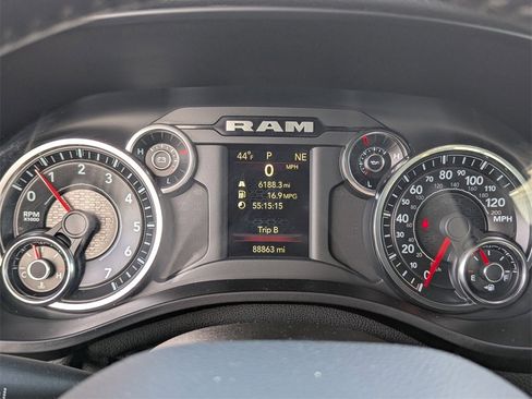 Used 2021 RAM 1500 Big Horn image 12