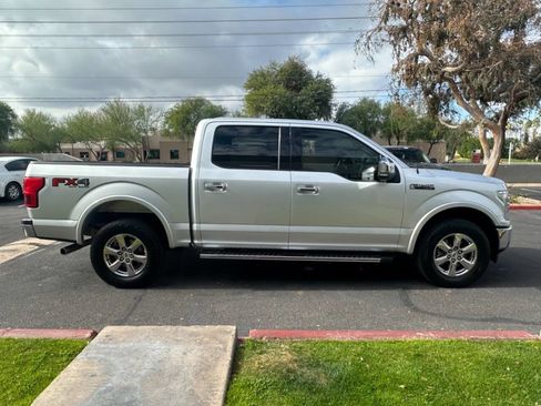 Used 2019 Ford F150 Lariat w/ Equipment Group 502A Luxury image 4