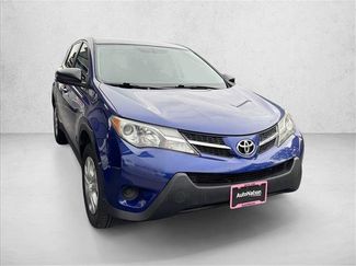 Used 2015 Toyota RAV4 LE AWD/4WD video 3