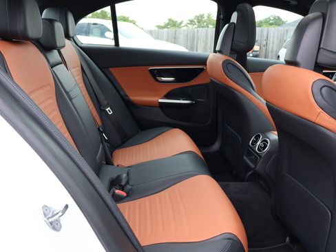 Used 2023 Mercedes-Benz C 300 Sedan image 25