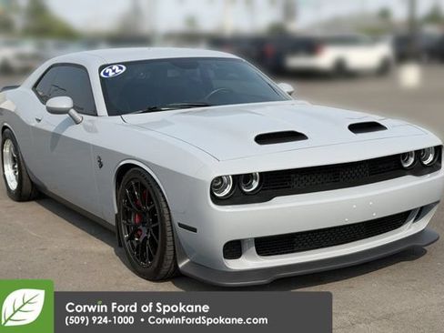 Used 2022 Dodge Challenger SRT Hellcat w/ Plus Package RWD image 1