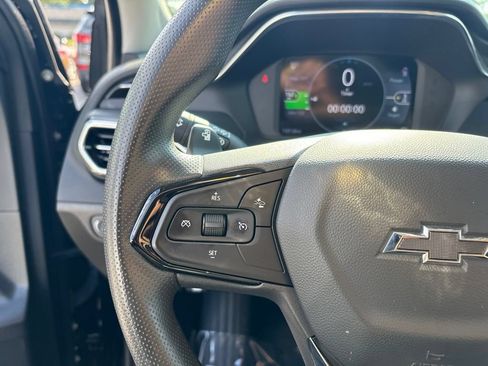 Used 2023 Chevrolet Bolt EUV LT FWD image 21