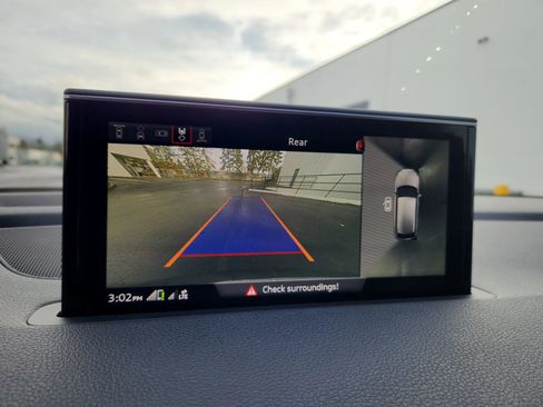 Used 2019 Audi Q7 3.0T Prestige w/ Prestige Package image 17