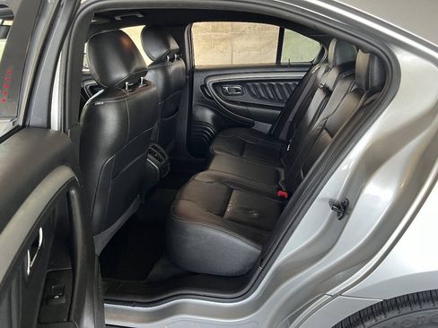 Used 2014 Ford Taurus SEL w/ Equipment Group 201A FWD image 22