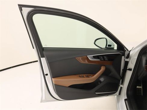 Certified 2022 Audi A4 2.0T allroad Premium Plus image 10