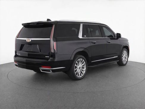 Used 2023 Cadillac Escalade ESV Premium Luxury AWD/4WD image 4