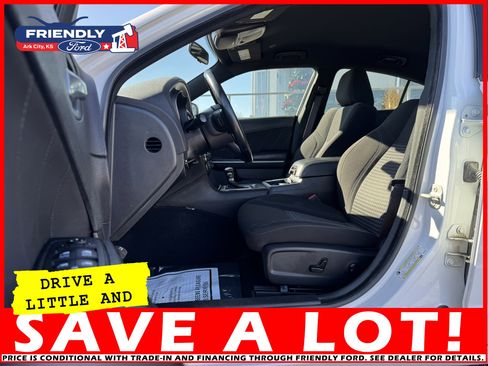 Used 2023 Dodge Charger SXT image 18