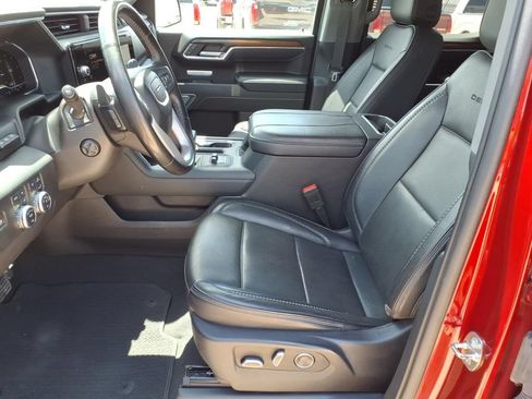 Used 2024 GMC Sierra 1500 Denali w/ Technology Package AWD/4WD image 15