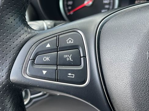 Used 2017 Mercedes-Benz GLC 300 4MATIC Coupe image 31