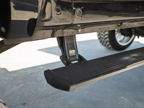 Used 2005 Ford Excursion Eddie Bauer image 18