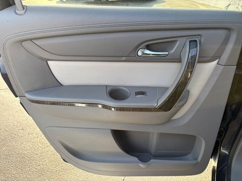 Used 2016 GMC Acadia SLT w/ Open Road Package image 14