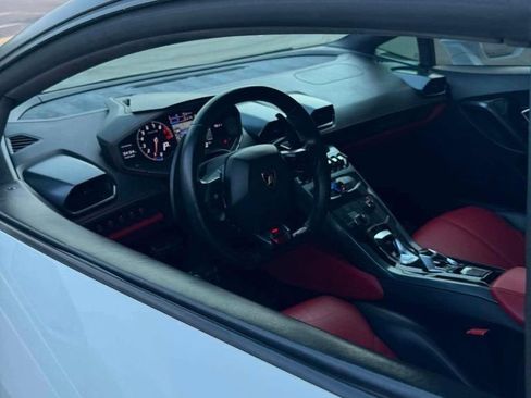Used 2015 Lamborghini Huracan LP 610-4 AWD/4WD image 16