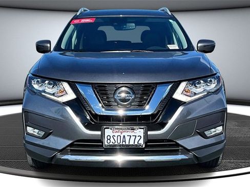 Used 2020 Nissan Rogue SL w/ Premium Package image 2