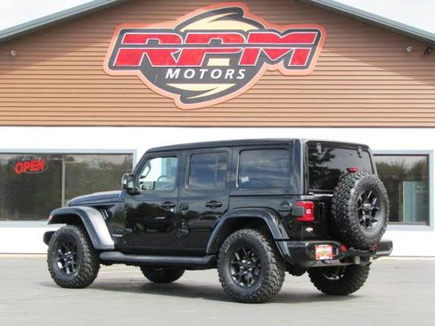 Used 2022 Jeep Wrangler Unlimited Sahara AWD/4WD image 7