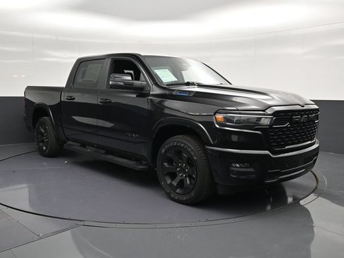 Used 2025 RAM 1500 Big Horn RWD image 5