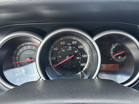 Used 2010 Nissan Versa 1.8 S FWD image 25