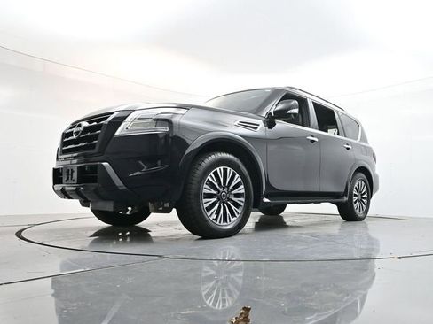 Used 2023 Nissan Armada SL w/ Midnight Edition Package image 32