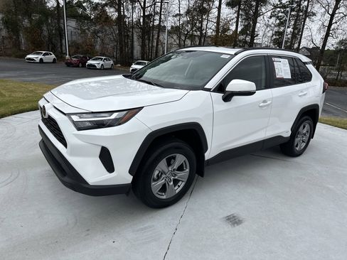 Certified 2025 Toyota RAV4 XLE image 5