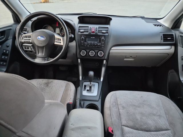 Used 2015 Subaru Forester 2.5i Premium w/ All-Weather Package AWD/4WD image 21