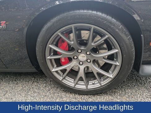 Used 2015 Dodge Challenger SRT w/ Technology Group image 11