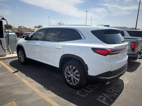Used 2026 Buick Enclave Preferred w/ Power Package FWD image 2