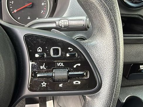Used 2023 Mercedes-Benz Sprinter 2500 image 11