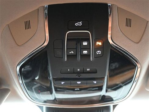 Used 2017 Maserati Quattroporte S GranSport image 18