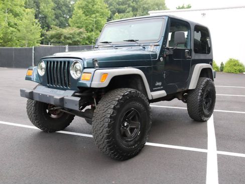 Used 2006 Jeep Wrangler X w/ Tire & Wheel Group (Ecco) AWD/4WD image 23