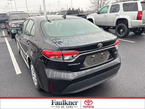 Certified 2024 Toyota Corolla LE image 10