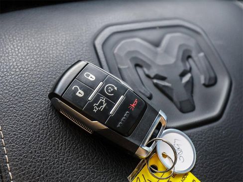 Used 2022 RAM 3500 Laramie image 41