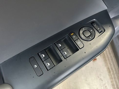 Used 2025 Kia K4 FWD image 24