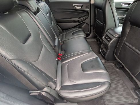 Used 2022 Ford Edge Titanium w/ Equipment Group 301A AWD/4WD image 28