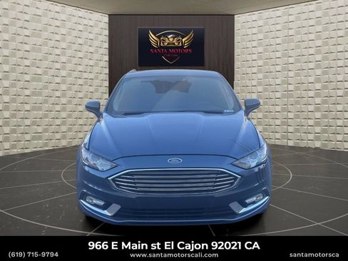 Used 2018 Ford Fusion SE w/ Equipment Group 201A image 3