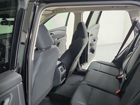 Certified 2026 Nissan Rogue S AWD/4WD image 16