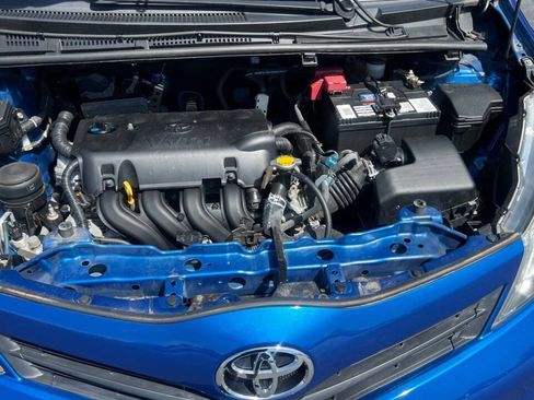Used 2012 Toyota Yaris LE FWD image 17